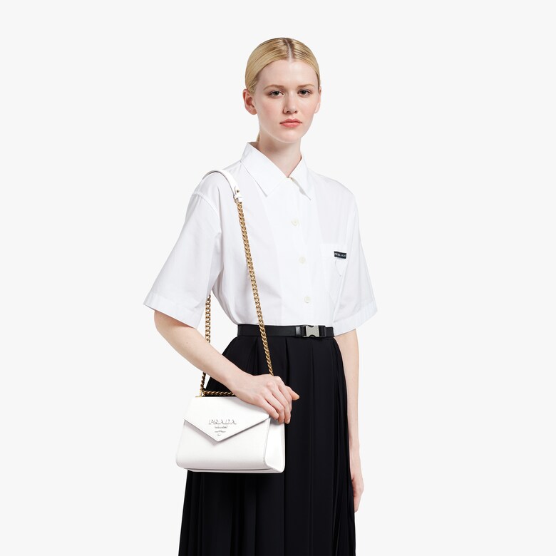 prada monochrome 手袋