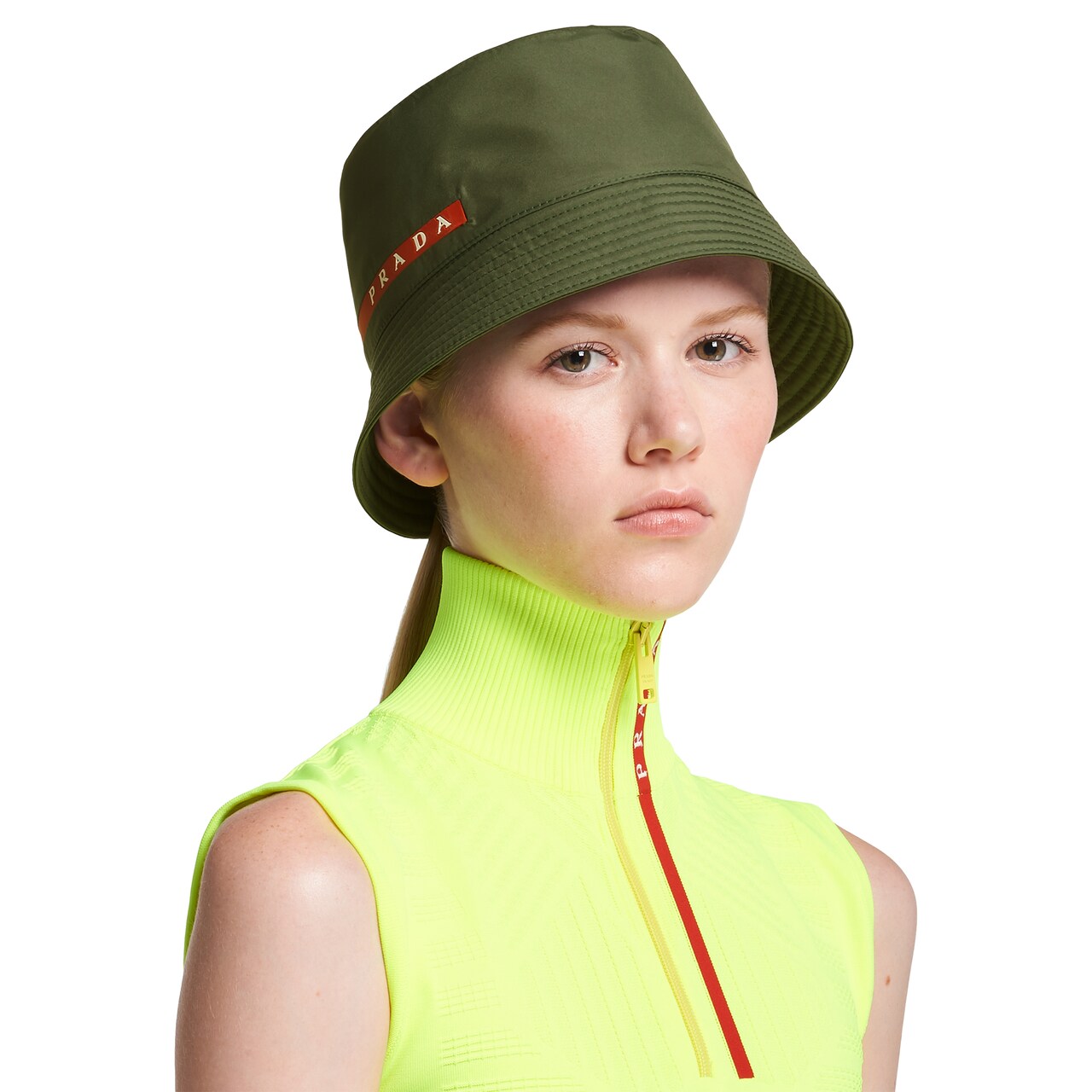 prada 尼龙遮阳帽 2