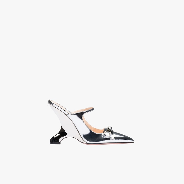 Metallic leather sandals