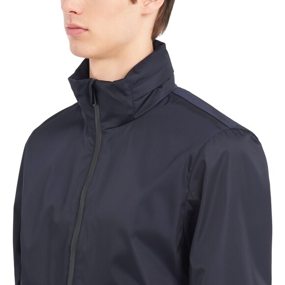 尼龙华达呢夹克