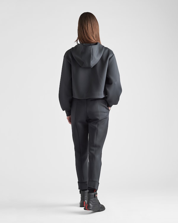 Sweatshirt en tissu technique recyclé Sweatshirt en tissu technique recyclé