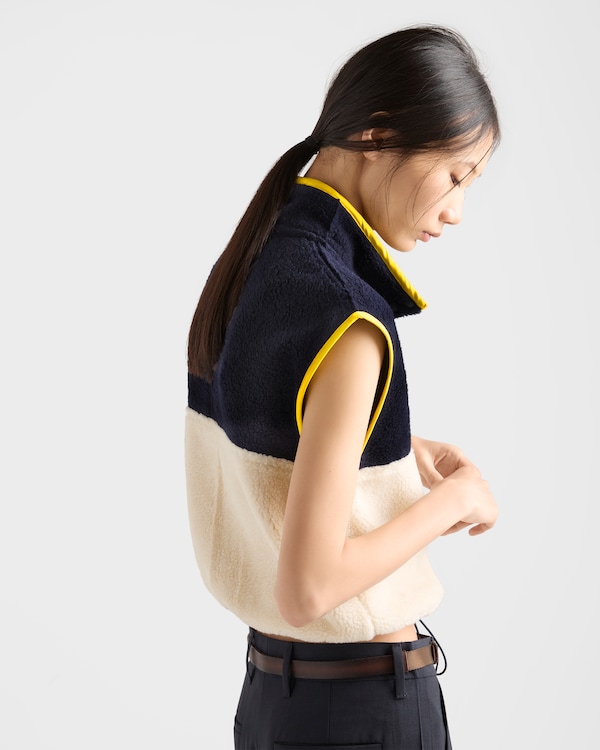 Pile turtleneck blouson vest - Navy/Limestone/Yellow Pile turtleneck blouson vest - Navy/Limestone/Yellow