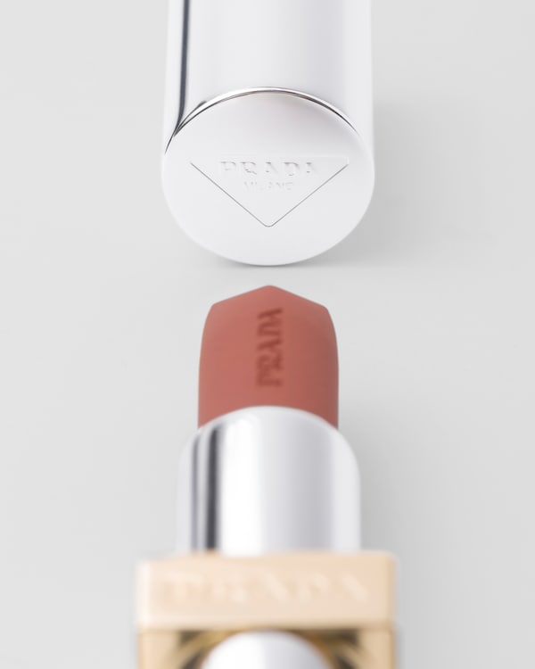 Rouge à lèvres Prada Monochrome Hyper Matte - B13 - MARRON Rouge à lèvres Prada Monochrome Hyper Matte - B13 - MARRON