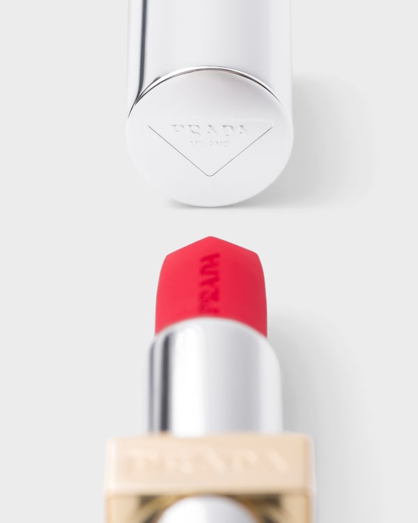 Prada Monochrome Hyper Matte lipstick - R26 - LAVA Prada Monochrome Hyper Matte lipstick - R26 - LAVA