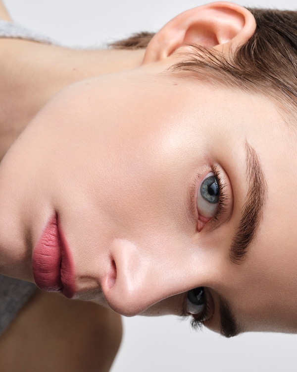 Prada Monochrome Hyper Matte lipstick - P58 - TAMARIS Prada Monochrome Hyper Matte lipstick - P58 - TAMARIS