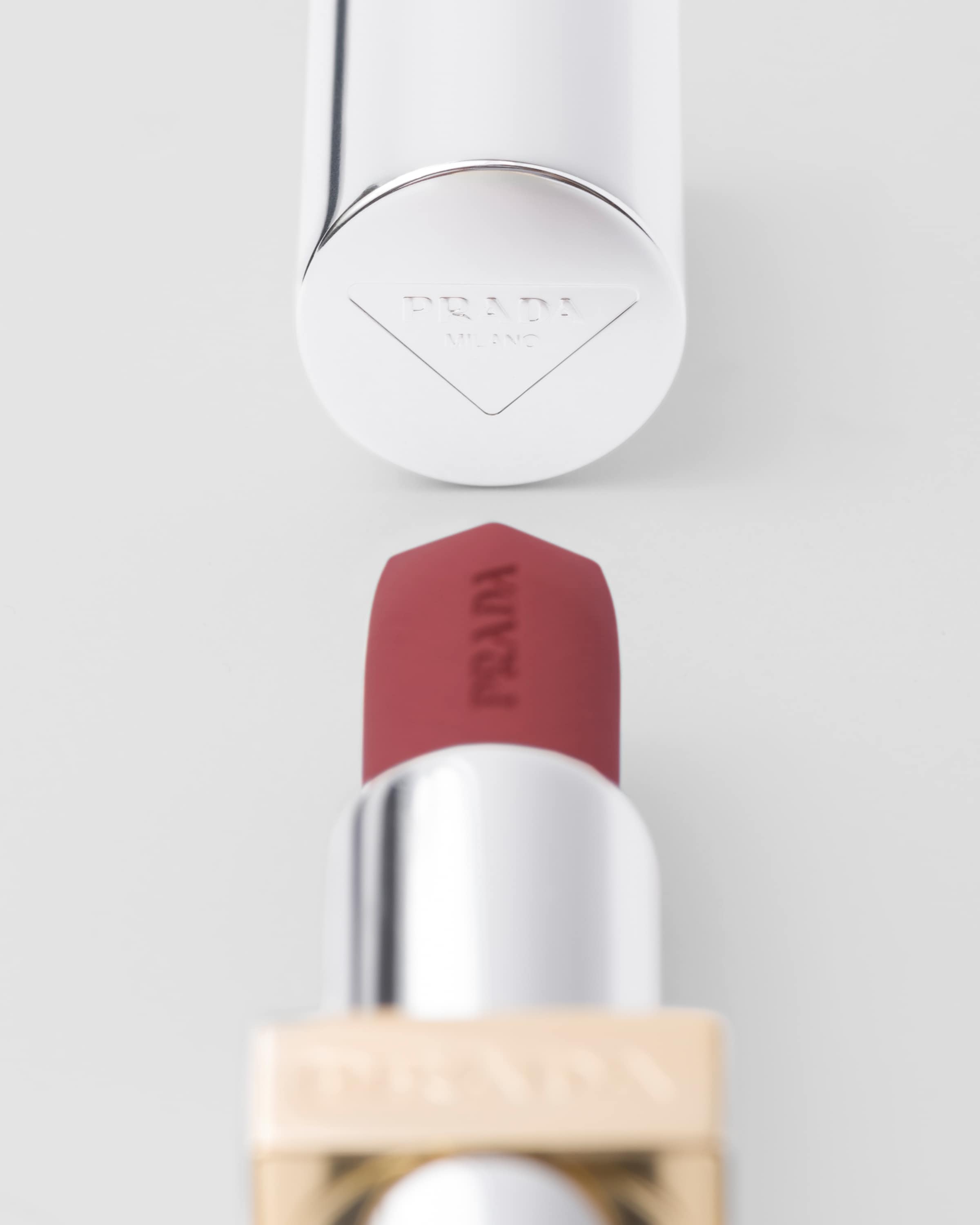 P59 - Amarena Prada Monochrome Hyper Matte Lipstick - P59
