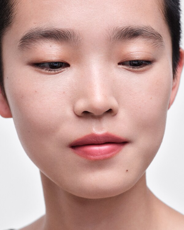 Prada Monochrome Soft Matte lipstick - O103 - SPICE MAHOGANY Prada Monochrome Soft Matte lipstick - O103 - SPICE MAHOGANY