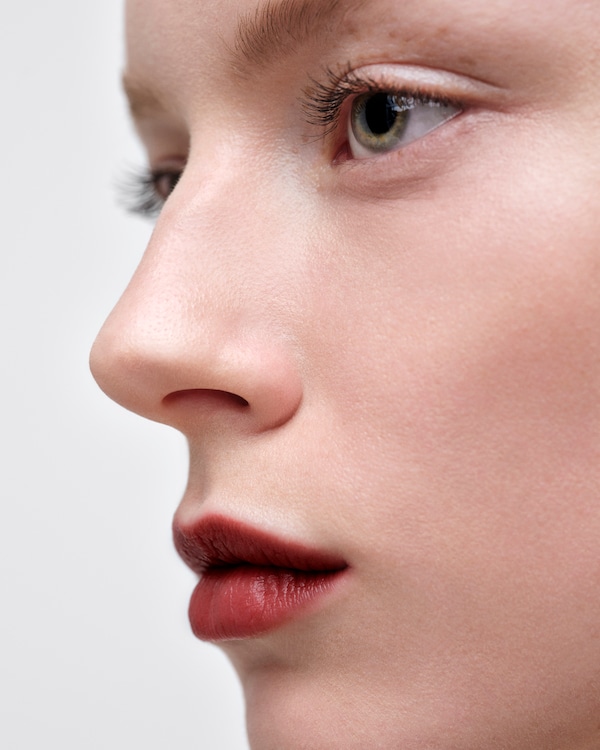 Prada Monochrome Soft Matte lipstick - B106 - CARAMEL Prada Monochrome Soft Matte lipstick - B106 - CARAMEL