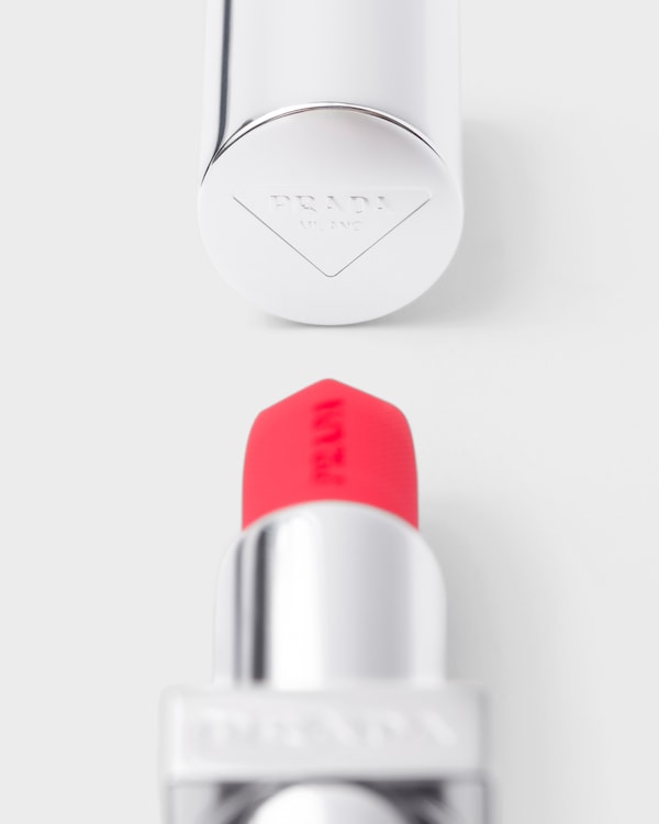 普拉达至色叠塑轻盈唇膏 - R126  - 暖柚红 普拉达至色叠塑轻盈唇膏 - R126  - 暖柚红