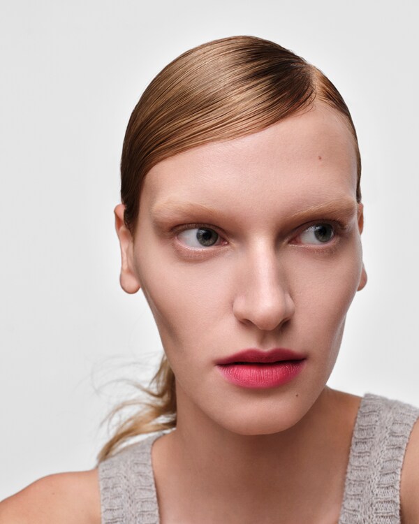 Recarga para barra de labios Prada Monochrome Soft Matte - P157 - POURPRE Recarga para barra de labios Prada Monochrome Soft Matte - P157 - POURPRE