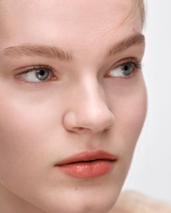 Recarga para barra de labios Prada Light Glowing - Brown Recarga para barra de labios Prada Light Glowing - Brown