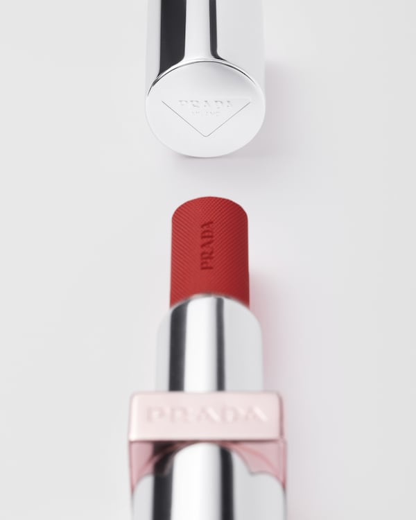 Prada Light Glowing lipcolor - Rosso - U020 로쏘 Prada Light Glowing lipcolor - Rosso - U020 로쏘