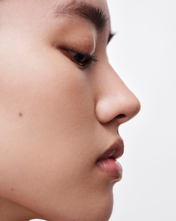 Lip Balm Frosting Care - Banana Yellow Lip Balm Frosting Care - Banana Yellow