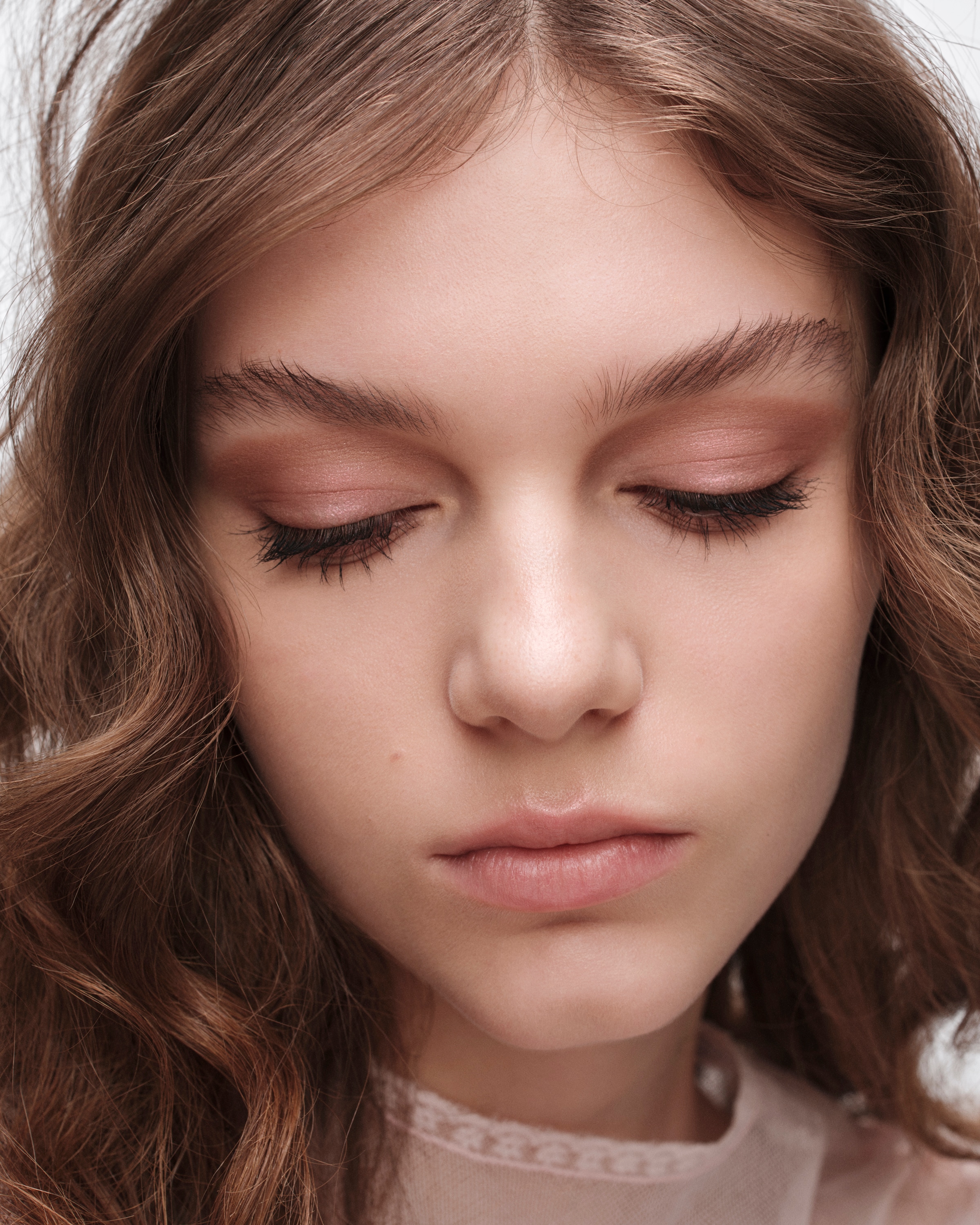 07 - PEONY Prada Dimensions Holo Nude Eye Palette Refill