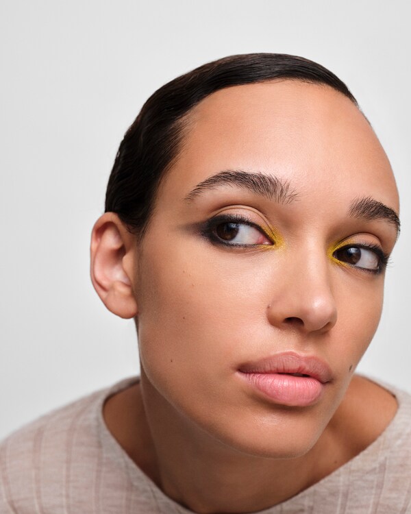 Prada Dimensions eyeshadow refill - 02 - PROFUSION Prada Dimensions eyeshadow refill - 02 - PROFUSION