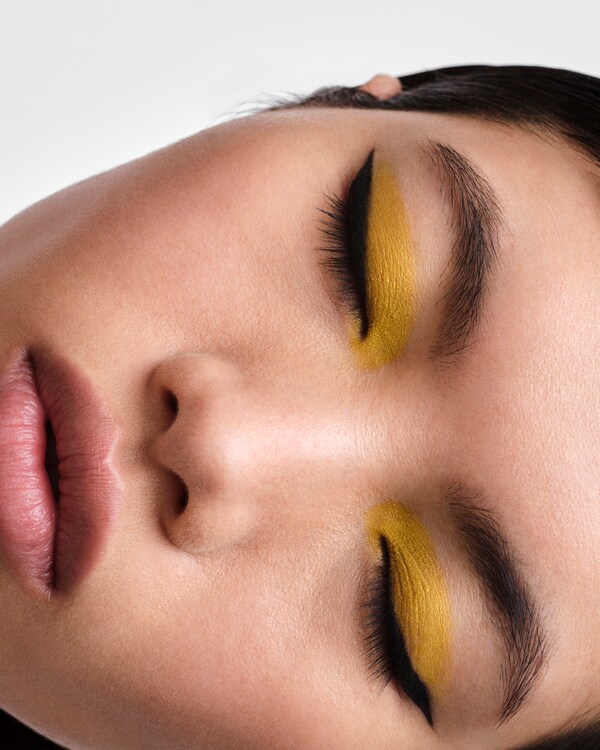 Prada Dimensions eyeshadow refill - 02 - PROFUSION Prada Dimensions eyeshadow refill - 02 - PROFUSION