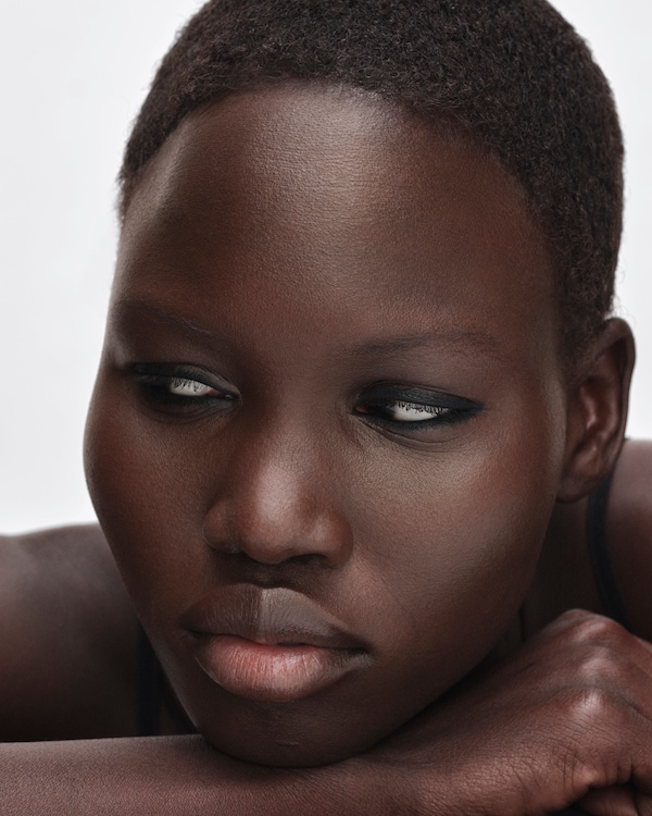 Pradalines eye pencil Pradalines eye pencil