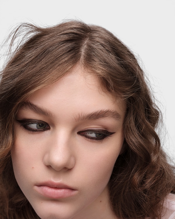 Pradalines eye pencil Pradalines eye pencil