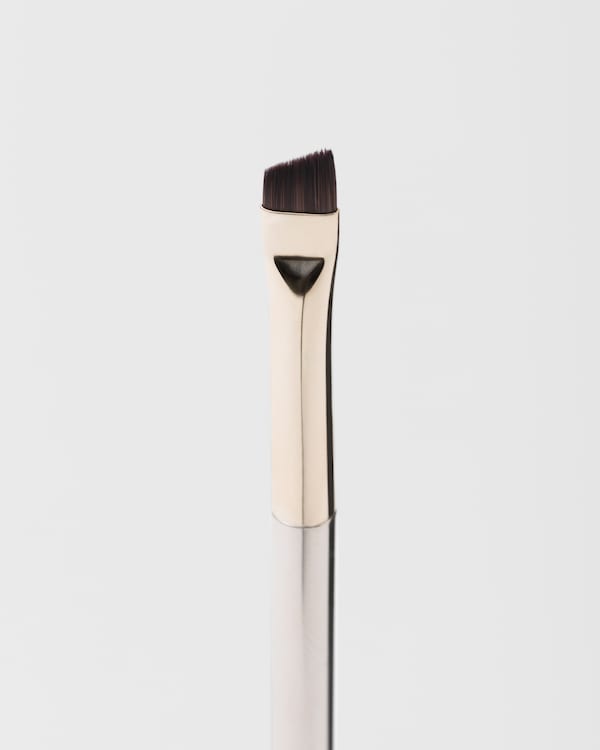 08 Brow and eyeliner brush 08 Brow and eyeliner brush