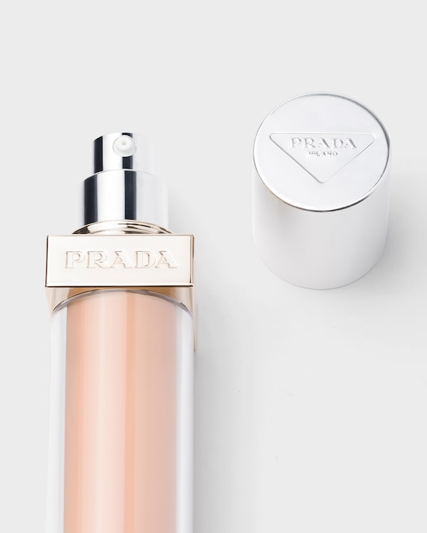 Prada Reveal Skin optimizing foundation - LC10 - LIGHT COOL Prada Reveal Skin optimizing foundation - LC10 - LIGHT COOL