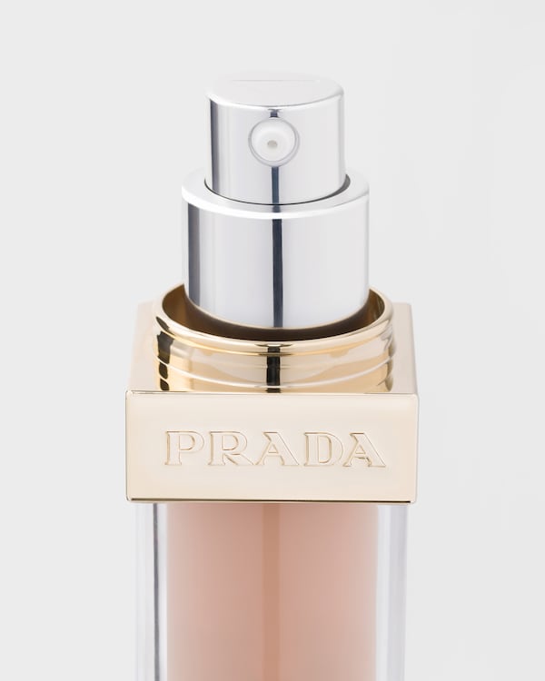 Prada Reveal Skin optimizing foundation - LN10 - LIGHT NEUTRAL Prada Reveal Skin optimizing foundation - LN10 - LIGHT NEUTRAL