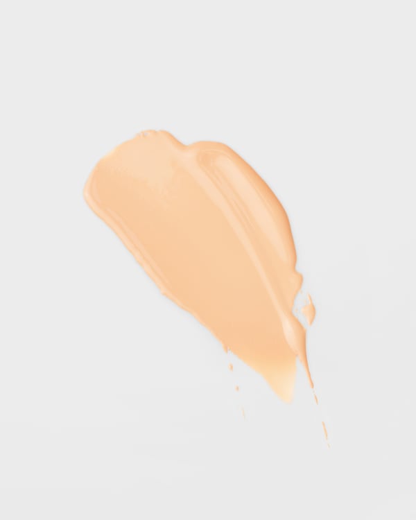 Prada Reveal Skin optimizing foundation - LW10 - LIGHT WARM Prada Reveal Skin optimizing foundation - LW10 - LIGHT WARM