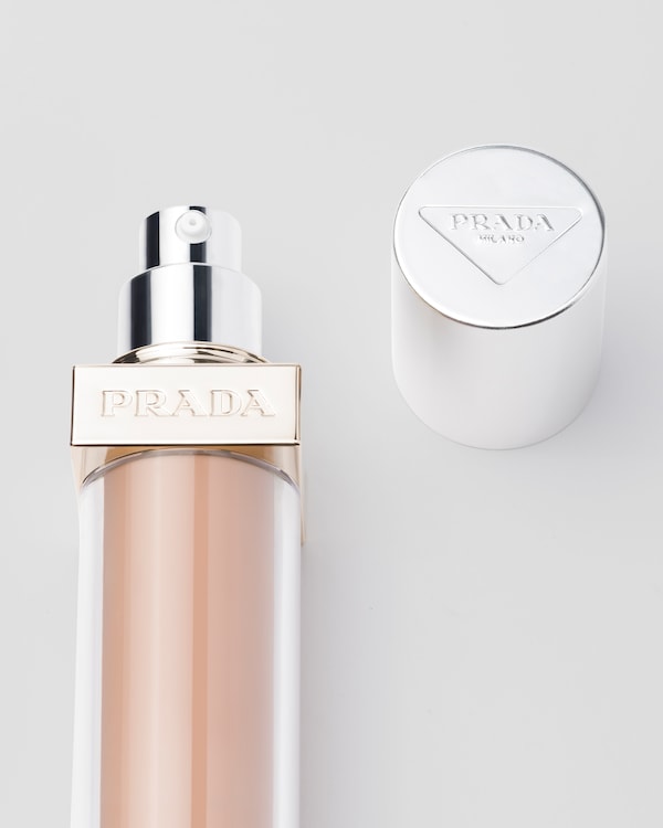 Prada Reveal Skin optimizing foundation - MN50 - MEDIUM NEUTRAL Prada Reveal Skin optimizing foundation - MN50 - MEDIUM NEUTRAL