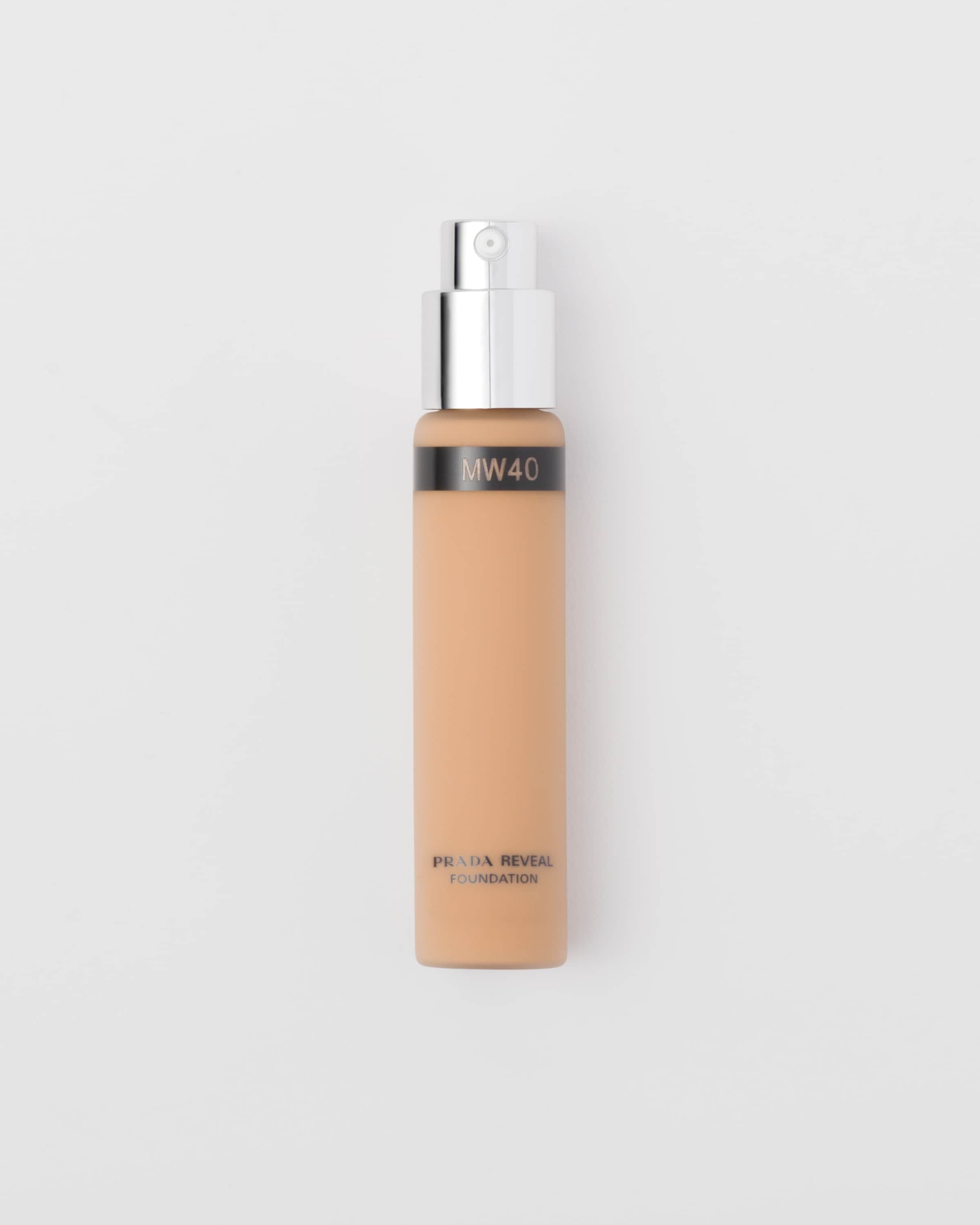 Prada Reveal Skin optimizing foundation refill - MW40 - MEDIUM WARM