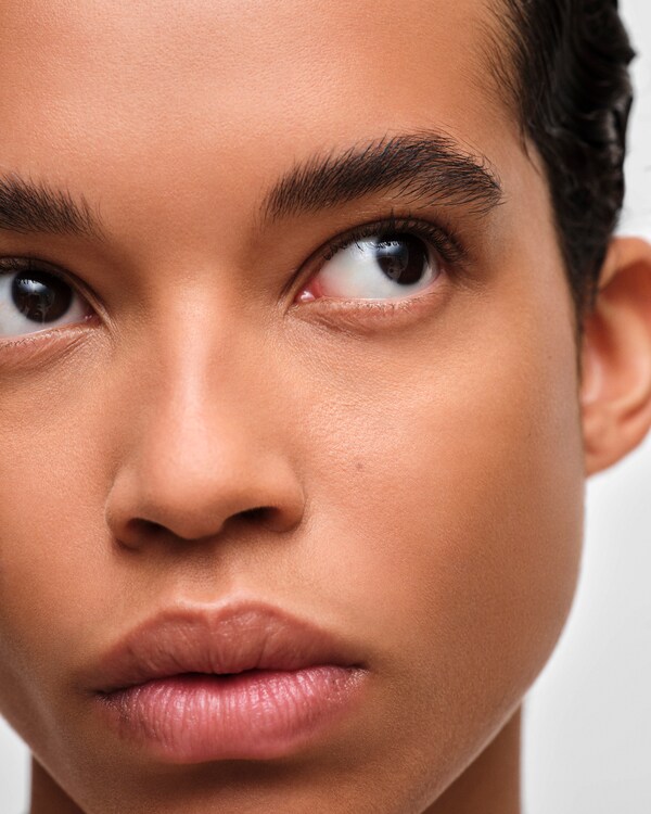 Prada Reveal Skin optimizing foundation refill - DN75 - DARK NEUTRAL Prada Reveal Skin optimizing foundation refill - DN75 - DARK NEUTRAL