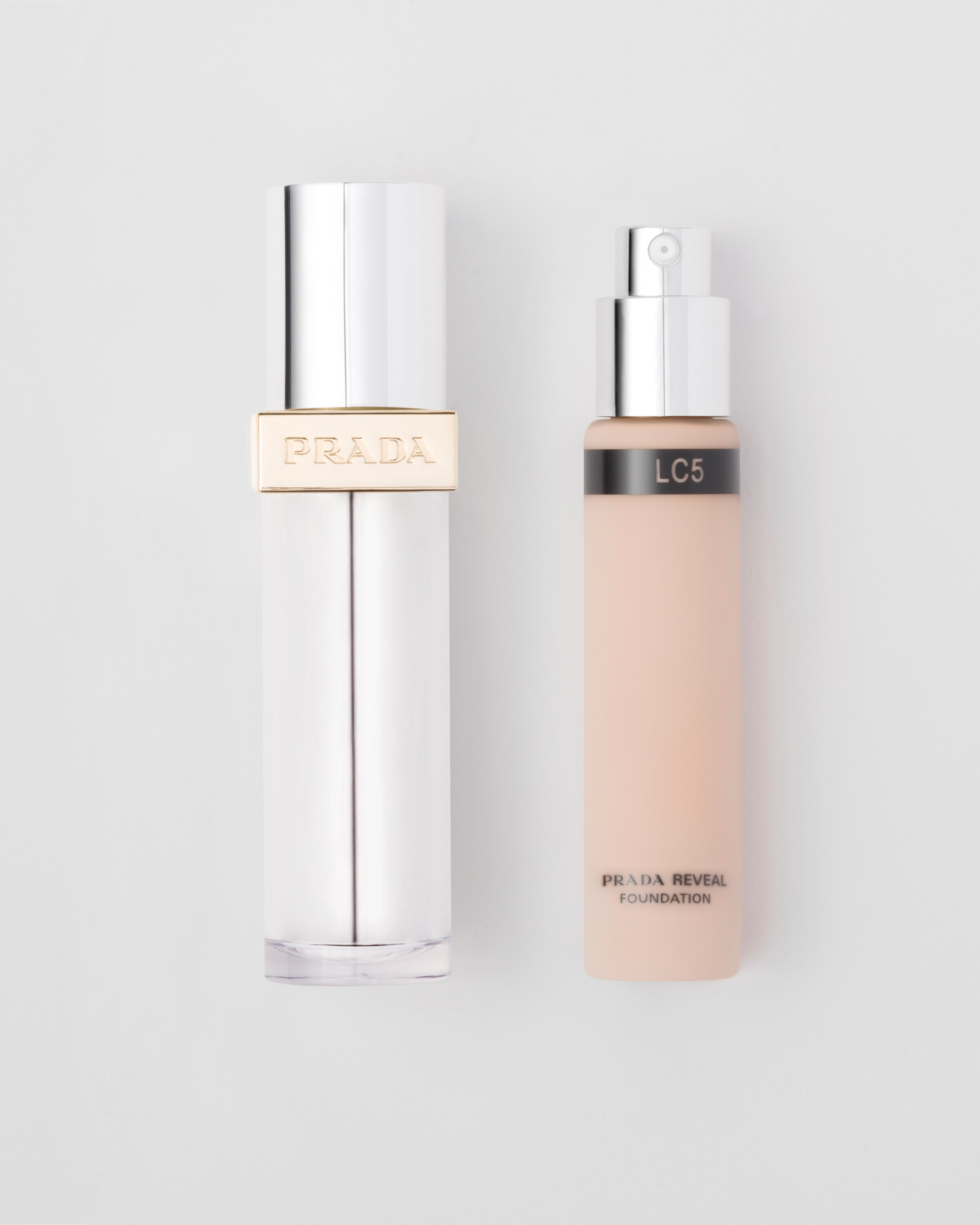 PRADA プラダ ファンデーションLC5 先行新発売 PRADA プラダ メッシュクッション ファンデーション