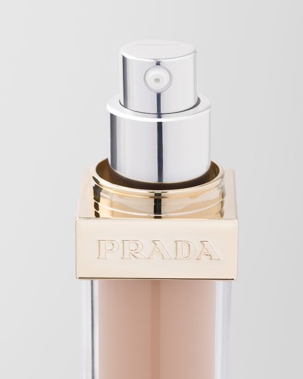 Prada Reveal Skin optimizing foundation - LN5 - LIGHT NEUTRAL Prada Reveal Skin optimizing foundation - LN5 - LIGHT NEUTRAL