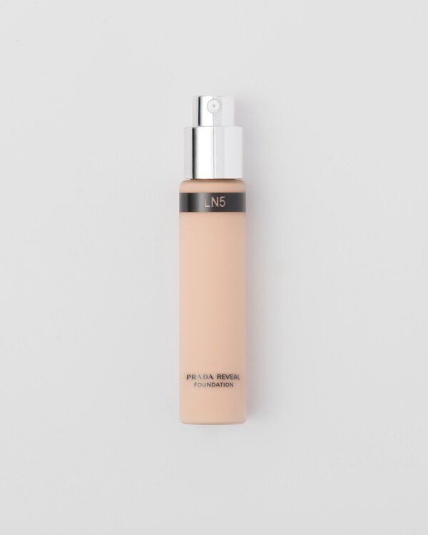 Prada Reveal Skin optimizing foundation refill - LN5 - LIGHT NEUTRAL - LN5 - LIGHT NEUTRAL Prada Reveal Skin optimizing foundation refill - LN5 - LIGHT NEUTRAL - LN5 - LIGHT NEUTRAL