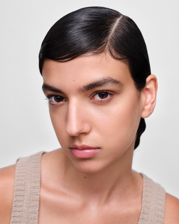 Prada Reveal Skin optimizing foundation refill - LW25 - LIGHT WARM - LW25 - LIGHT WARM Prada Reveal Skin optimizing foundation refill - LW25 - LIGHT WARM - LW25 - LIGHT WARM