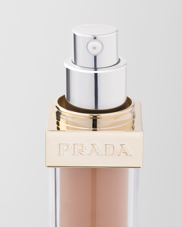 Prada Reveal Skin optimizing foundation - MN55 - MEDIUM NEUTRAL Prada Reveal Skin optimizing foundation - MN55 - MEDIUM NEUTRAL