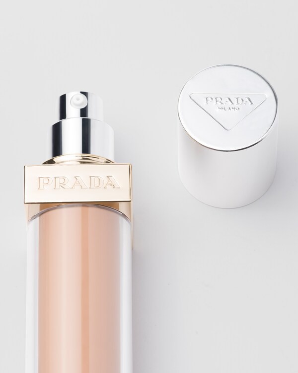 Prada Reveal Skin optimizing foundation - MN55 - MEDIUM NEUTRAL Prada Reveal Skin optimizing foundation - MN55 - MEDIUM NEUTRAL