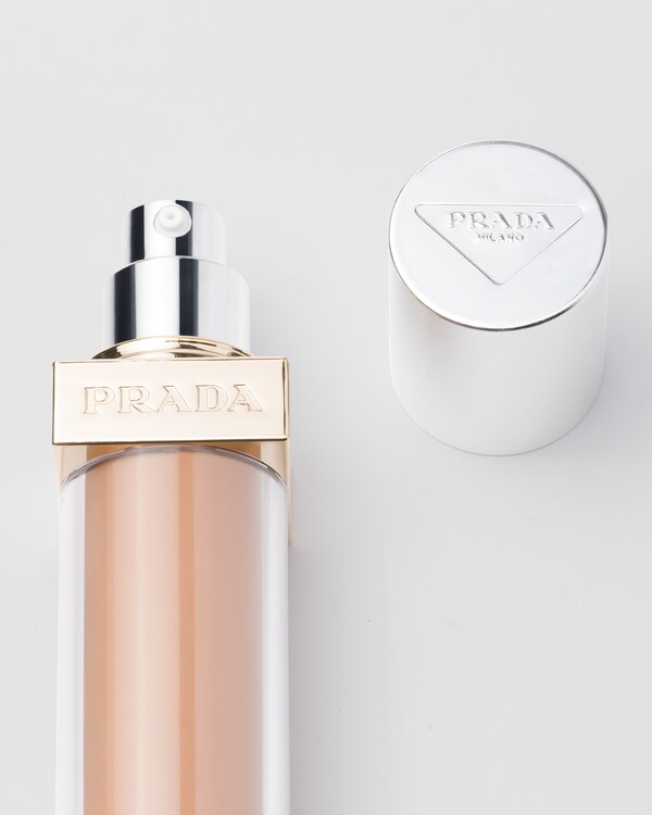 Prada Reveal Skin optimizing foundation - MN60 - MEDIUM NEUTRAL Prada Reveal Skin optimizing foundation - MN60 - MEDIUM NEUTRAL
