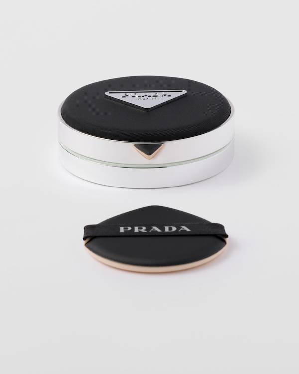 Prada Reveal Mesh Cushion Foundation - LN10 - LIGHT NEUTRAL Prada Reveal Mesh Cushion Foundation - LN10 - LIGHT NEUTRAL