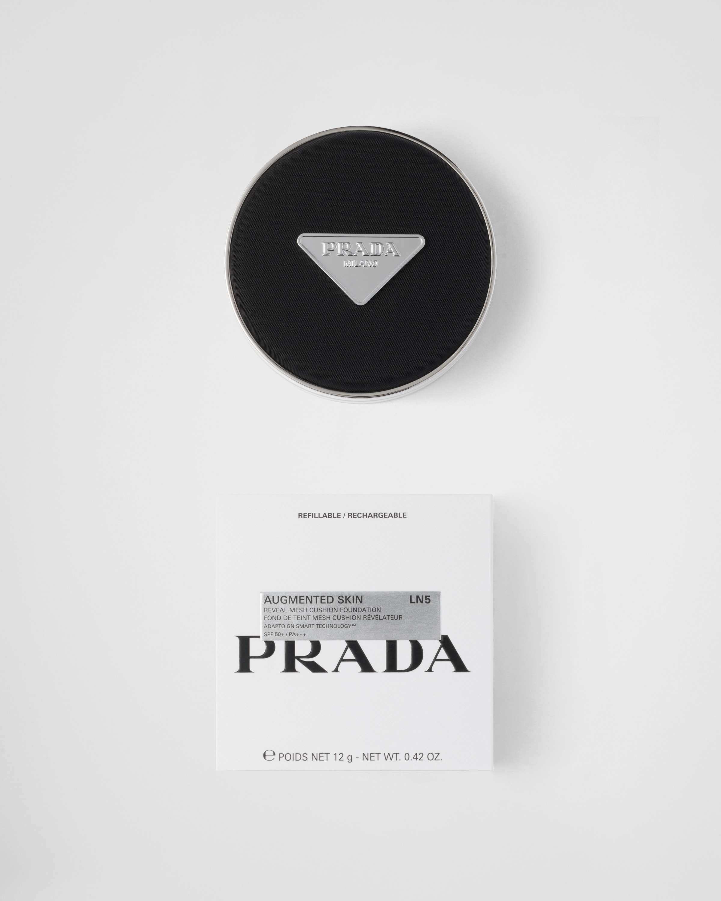 Prada Mesh Cushion LC5 &ノベルティポーチ Prada Mesh Cushion LC5 &ノベルティポーチ Prada Re-Nylon