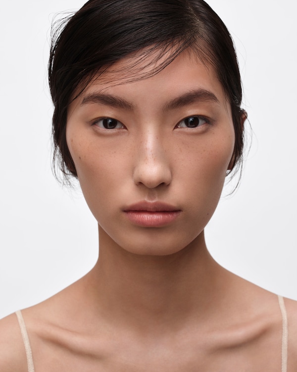 Prada Reveal Mesh Cushion - Limited Edition - LN10 - 中性自然偏白色 - LN10 - 中性自然偏白色 Prada Reveal Mesh Cushion - Limited Edition - LN10 - 中性自然偏白色 - LN10 - 中性自然偏白色