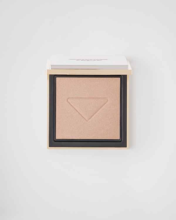 LN10 - LIGHT NEUTRAL Prada Reveal Mesh Cushion Foundation