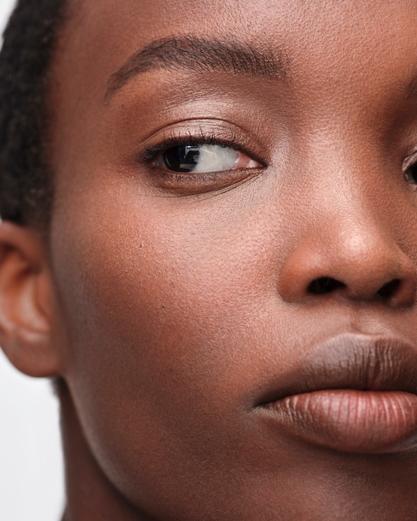 Prada Light Glowing powder refill - 03 DEEP Prada Light Glowing powder refill - 03 DEEP