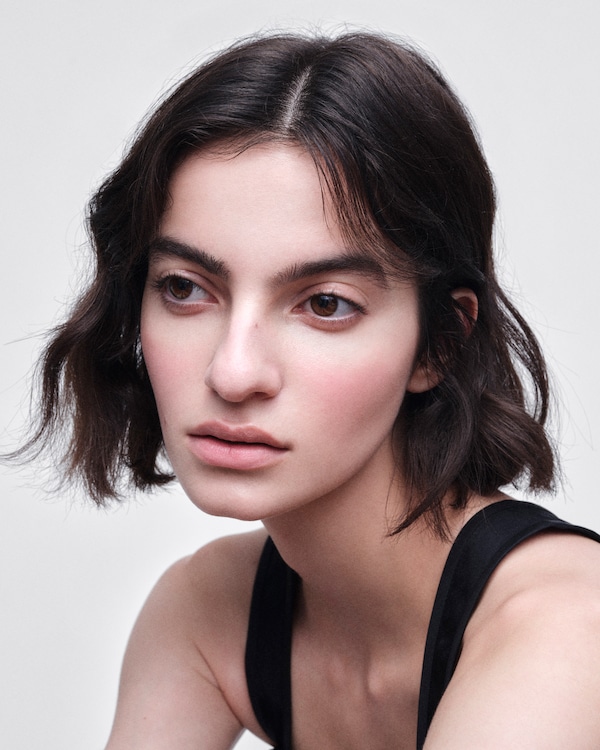Prada Touch cream-to-powder color - P75 - TULIP Prada Touch cream-to-powder color - P75 - TULIP