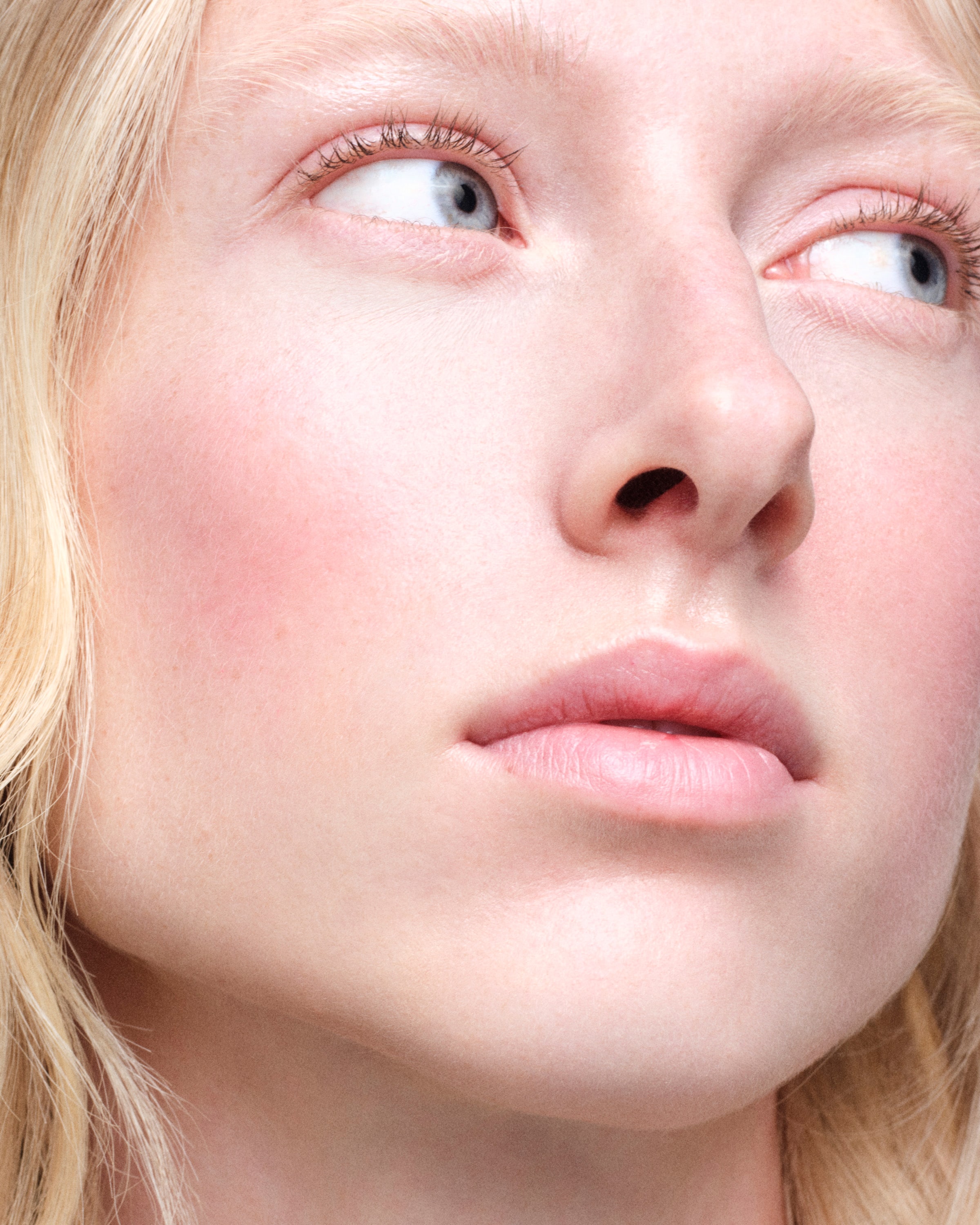 P76 - Waterlily Prada Touch Cream-to-powder Color | PRADA - United