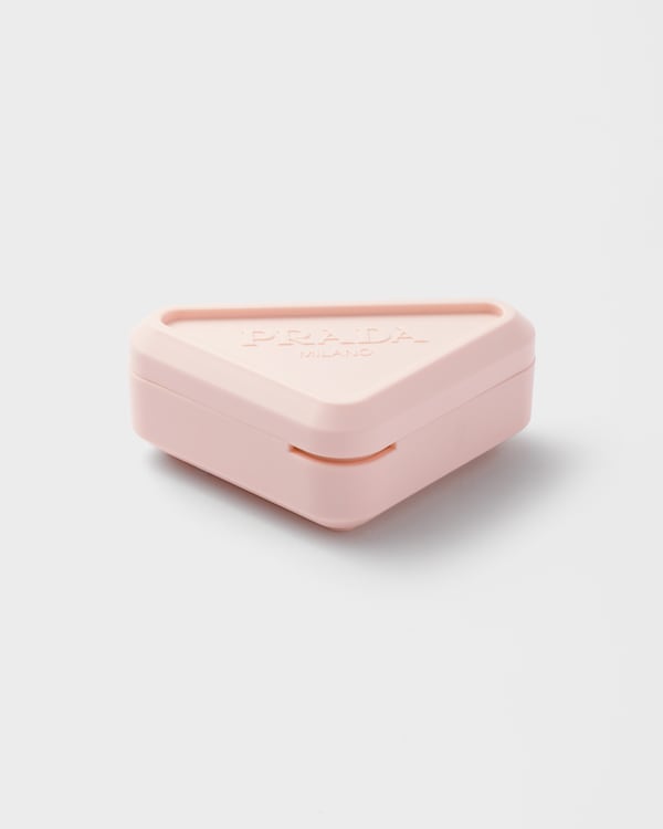 Prada Touch cream-to-powder color - P76 - WATERLILY Prada Touch cream-to-powder color - P76 - WATERLILY