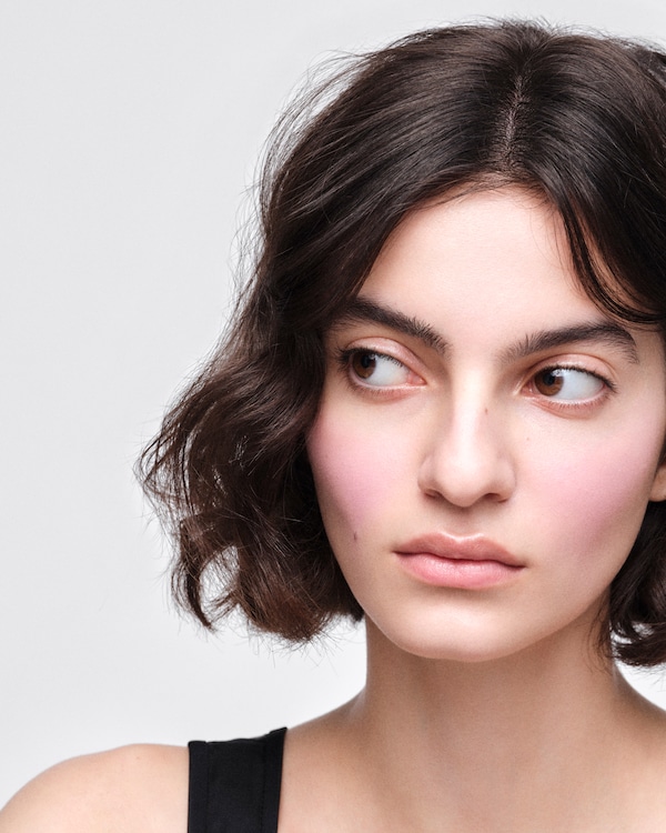 Prada Touch cream-to-powder color - P36 - WISTERIA Prada Touch cream-to-powder color - P36 - WISTERIA
