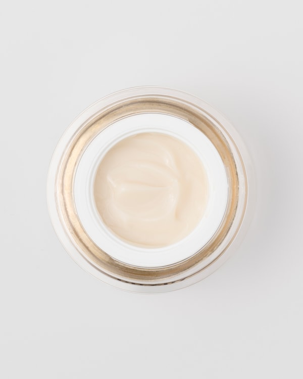 Prada Augmented Skin - The Cream - NEUTRI Prada Augmented Skin - The Cream - NEUTRI