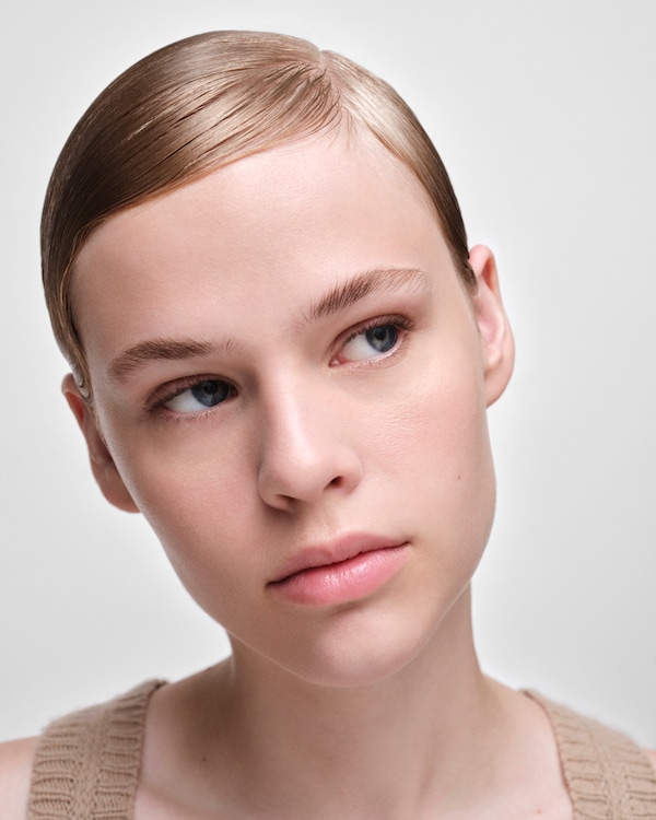 Prada Augmented Skin - The Serum - NEUTRI Prada Augmented Skin - The Serum - NEUTRI