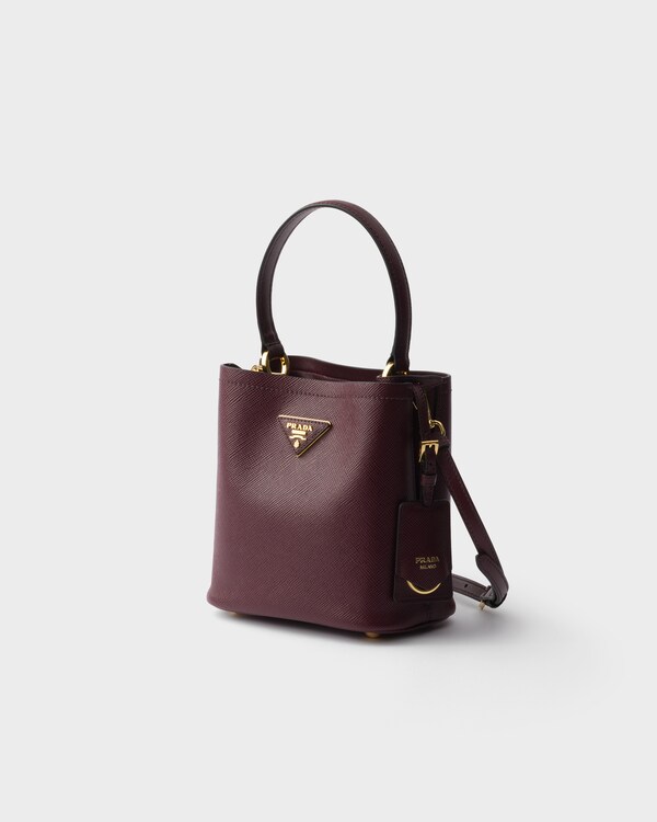 حقيبة Prada Panier صغيرة من جلد سافيانو - خمري اللون حقيبة Prada Panier صغيرة من جلد سافيانو - خمري اللون