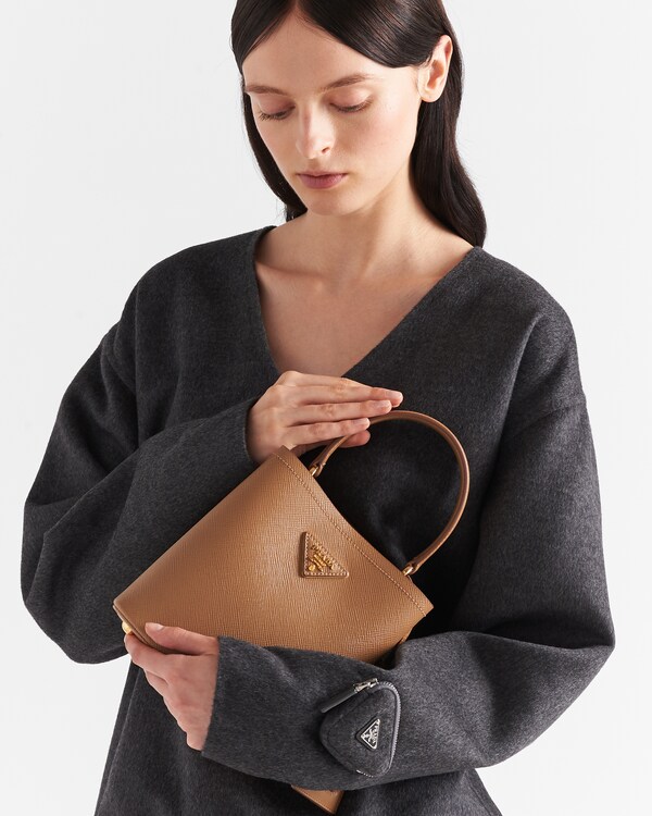 Bolso pequeño de piel Saffiano Prada Panier Bolso pequeño de piel Saffiano Prada Panier