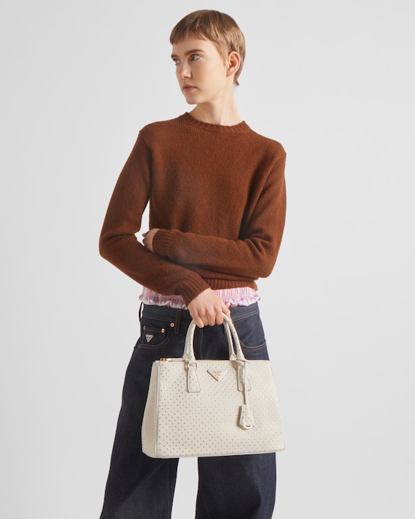 大号Prada Galleria铆钉皮革手袋 大号Prada Galleria铆钉皮革手袋